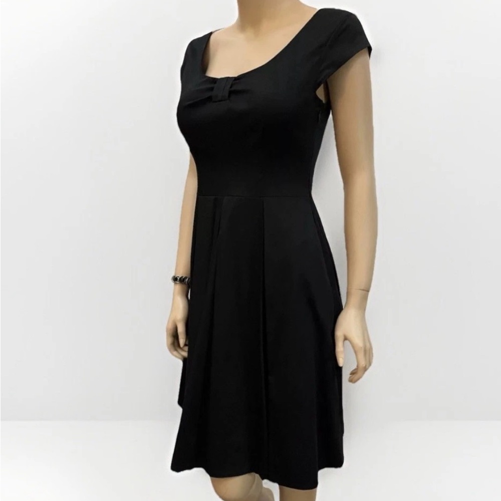 Kate Spade New York Sweeney Bow Black Dress Size 2 Pre-Owned Fit & Flare